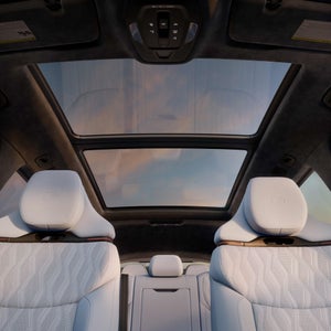 Interior Panoramic Roof of the Audi SQ9.
